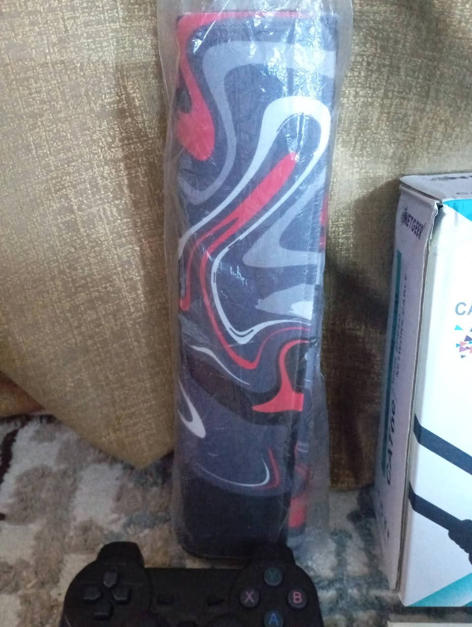 ٢٠ الف وتوصيل ٥ الاف .
١-نك مايك شحن جوكر .
٢-كيبل Lan انترنت مال نانو ٥٠ متر .
٣- زوج جوستك بلوتوث عادي على الباتريات .
٤-ادبتر من التايب سي لعدة مخارج موضح بالصور .
٥-عارض ايفون على الشاشه .
٦-باد ماوس مستطيل طويل .


**إذا كنت صاحب هذا الإعلان وتريد حذفه لأي سبب، رجاءا أرسل رسالة إلى الدعم الفني**