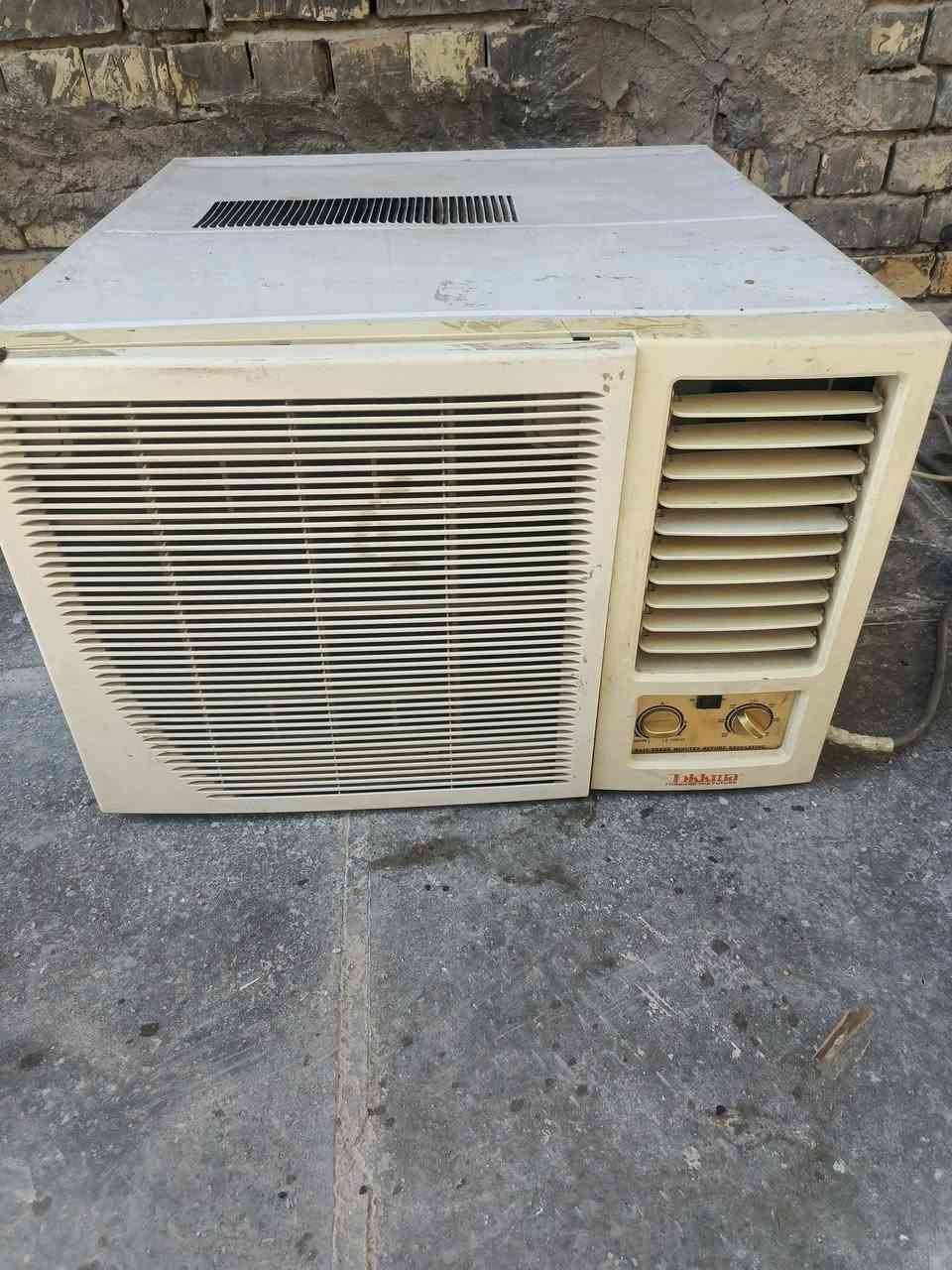 سلام عليكم سبلت عل فحص طنين غاز مقفول ب400مكيف طنين شغال ب250 مكاني بغداد بلديات المعسكر ***********
