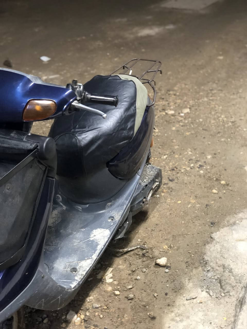 السلام عليك دراجه البيع كله شغال دراجه حلو المكان كربلاء  سعره 300وبيه مجال***********
