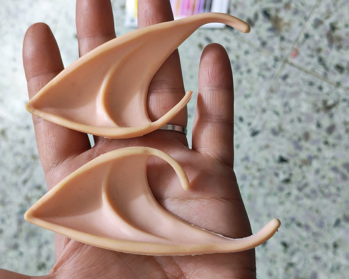 قطع سليكون مطاطيه تصير مثل القيطان مال الحذاء متوفر ملون وابيض 5 اكياس الكيس بي 12 قطعه سعره الف + اذان حجمين كبير وصغير مال تنكر او للاطفال القطعه على الف


**إذا كنت صاحب هذا الإعلان وتريد حذفه لأي سبب، رجاءا أرسل رسالة إلى الدعم الفني**