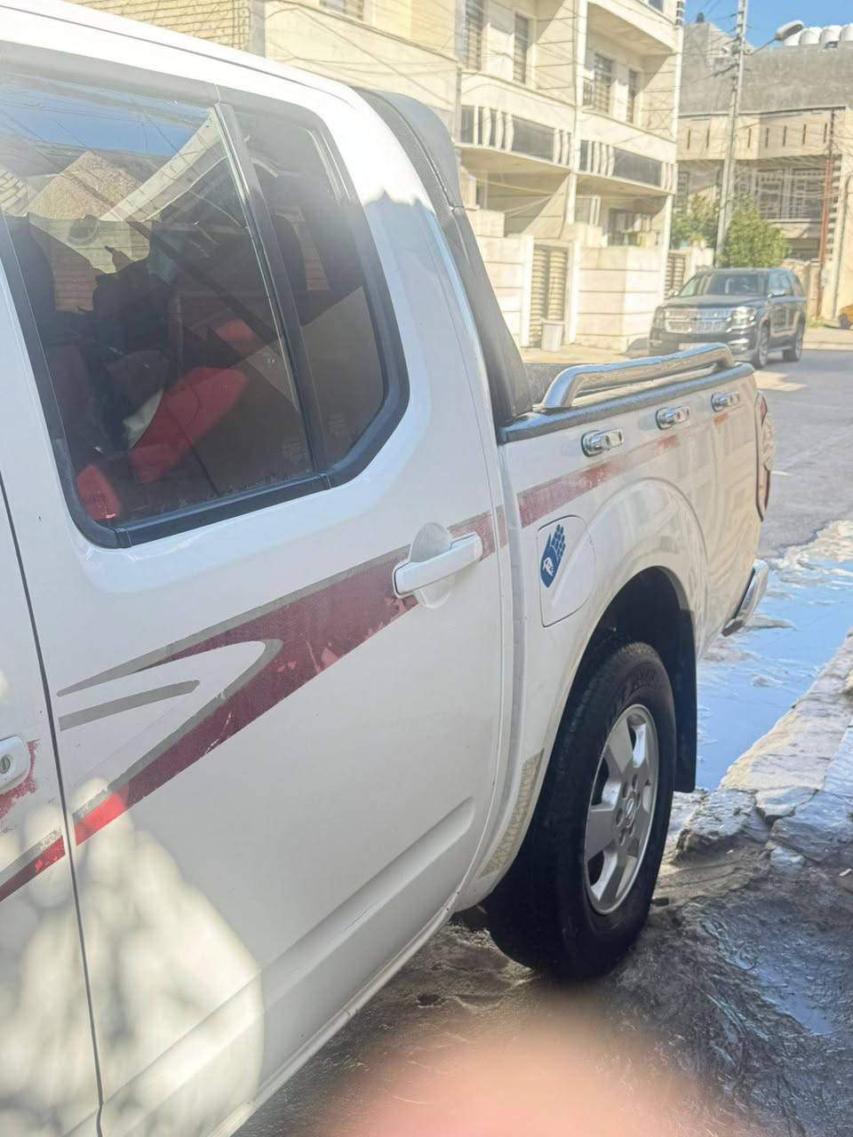 السلام عليكم اخوتي للبيع سياره نيفارا ادوات موديل 2012 سياره LE معروفه موصفاته محرك vvt  جديد سياره جاهزه بيهه نواقص بسيطه للبيع 50$ وبيهه مجال
(مكفوله من العشاير والسرقه )
للاتصال ***********
