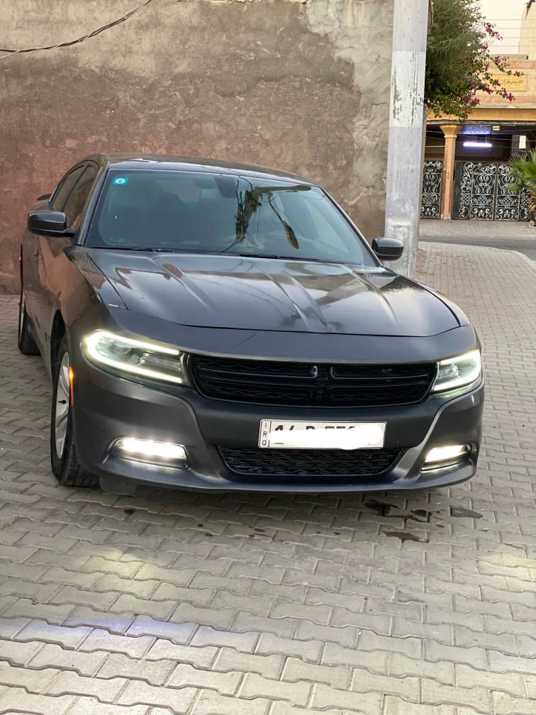 السلام عليك
جارجر 2016 اصل. معلايه 2023
مرقم بصره تحويل ثاني يوم 
محرك 3.6 / سته سلندر
تخم تايرات جديد 
محرك وكير ولا غلطه 
ضربتهة جاملغ وبنيد وباب خلف السائق
الباب بعده ع ضربته خفيفه مبينه بالصور 
السعر 145$ وبي مجال قليل كلش
مكاني بصره 
للأستفسار:
*********** الزبير, البصرة
