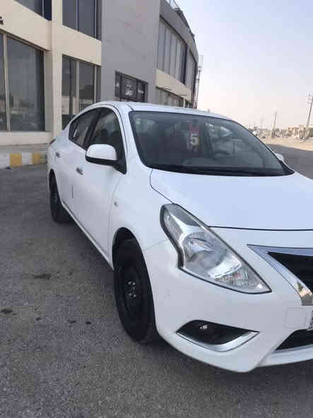 السلام عليكم للبيع نيسان هندي موديل ٢٠٢٢ كفاله عامه عدا كم ملاحضه بصيطه السعر ١١٦ مجال بصيط ماشيه ٦٠ بسم شركه سياره جديده ***********
