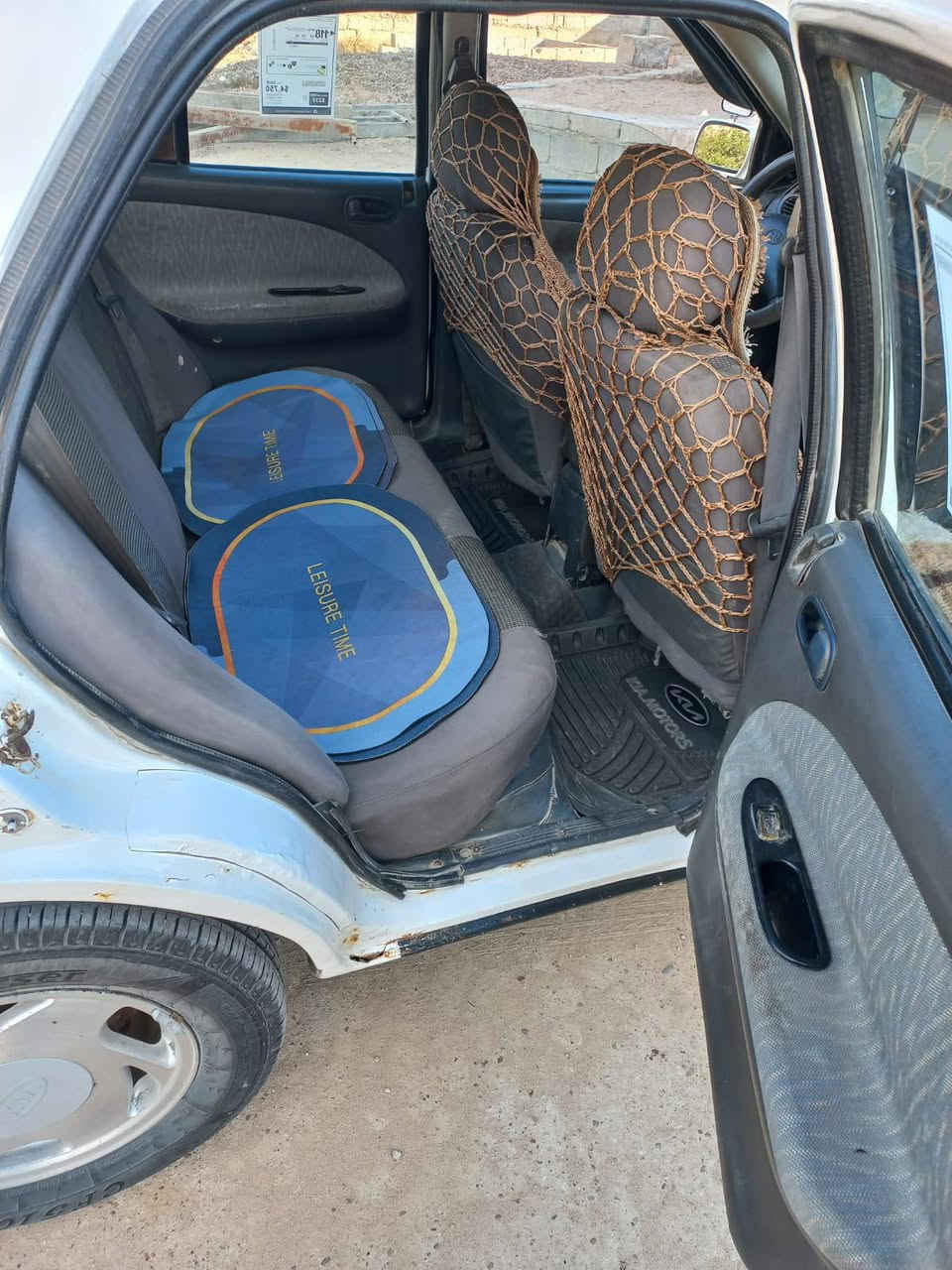 سلام عليكم
كيا سيفيا موديل 1996 محرك 1600 محرك مفتوح رقم الانبار دولي باسمي سنويا لل30 تحويل مباشر محرك او كير مكفولات صدر جديد كهربائيات كله شغاله باتري تخم تاير بدون اي ضربه السياره جديده بمعنى الكلمه عل ايدي صار 10 سنوات 
السعر 42 او بيه مجال بسيط 
المكان الحصي جامع الباري 
للاستفسار 
***********
