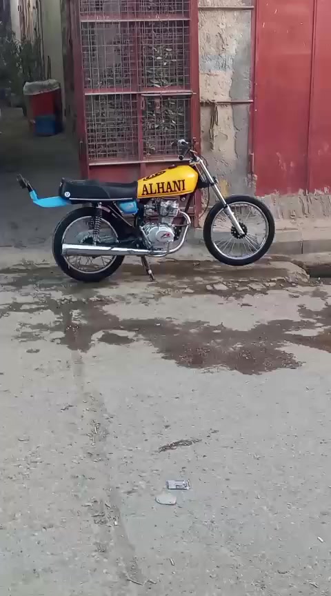 سلام عليكم دراجه رابيدو شاصي20 وتعميره 25دراجه جاهزه انضف من صوره سكنر سكنر ب650بيهة مجال حك جيه مكان شطره


**إذا كنت صاحب هذا الإعلان وتريد حذفه لأي سبب، رجاءا أرسل رسالة إلى الدعم الفني**