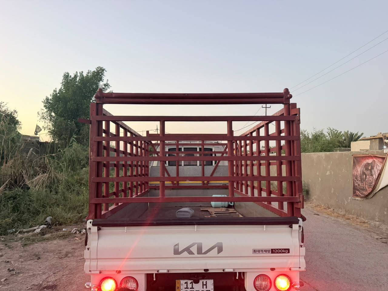 سلام عليكم محجر جديد اللبيع كيه فحل محجر كارتون العنوان واسط السعر ٥٥٠الرقم ***********
