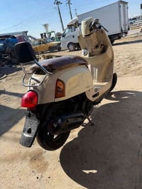 بوليس كفالة عامة كفراتها الاصلية موجودة مخلي هاي جمالية دراجة صارلها ش...