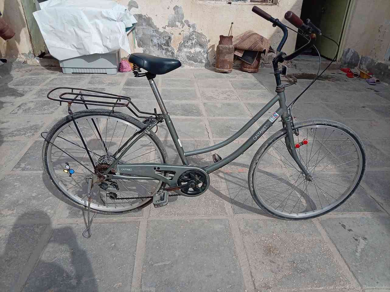 ا
السلام عليكم باسكل للبيع لون زيتوني بدال چاملغات موجودات نضيف كلش العنوان الديوانية قضاء الشامية منطقة سيد شاكر السعر ٨٠وبي مجال ٧٥ قفل  للأتصال***********
