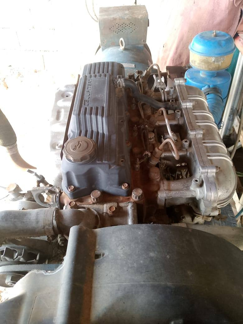 مرخصت مدير الكروب مولد كيه البيع السعر ١٥ ورقه الستفسار***********
