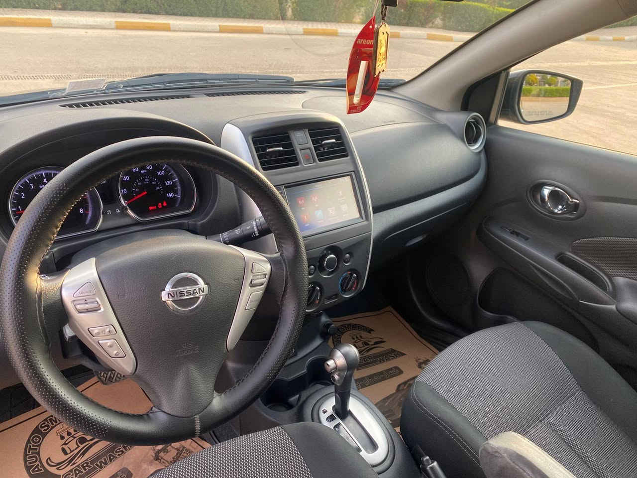 نیسان ڤێرسا ۲۰۱۹ sv
بێ بویاخ بێ ناو بێ ئێرباگە تەنها  دوو جیگای بجوکی ساردە 
بێ شوخت و جالە 
۵۹ هەزار رویشتوە 
گیر و مەکینە بەشەرتە 
ئەمەوی بەسەر نەجوە 
106 مەجال
***********
*********** بشدار, السليمانية
