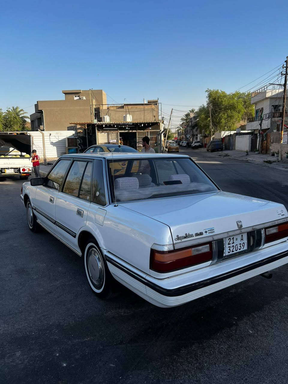 السلام عليكم عندي سوبر موديل 85 مكفولة من الضربة بيهة تلث قطع صبغ ابيع احزام  مكينة وكير بطة 2500مكينة وكير مكفولات صدر امامي وخلفي جديد تخم  تاير رقم سليمانية الجديد هزة جديدة  سنوية باسمي  مكان السيارة بغداد الهاتف *********** مكلف بالنشر
