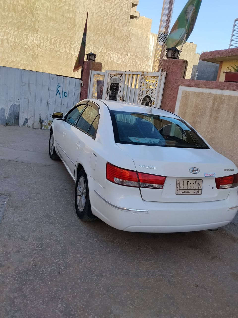 سوناتا2010 مصبوغه حزام
كيره محرك خير من الله

محرك 2400 4سلندز

تخم تاير 

منظومة تبريد بدلتها كلها جديده تبريد ثلج

باتري جديد 

كهربائياتها كلها شغاله 

حادث بيها جاملغ خلفي  جهة السايق 

سعرها 80وبي مجال بسيط 
مكاني حله مركز
للاستفسار ***********

