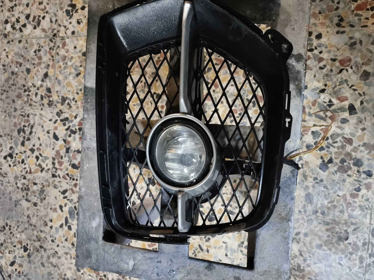 السلام عليكم بلوجكترات ويا القواعد كاملات بيهن واحد شوية بلطارف بي كسر مبين بلصورة 100الف
***********
