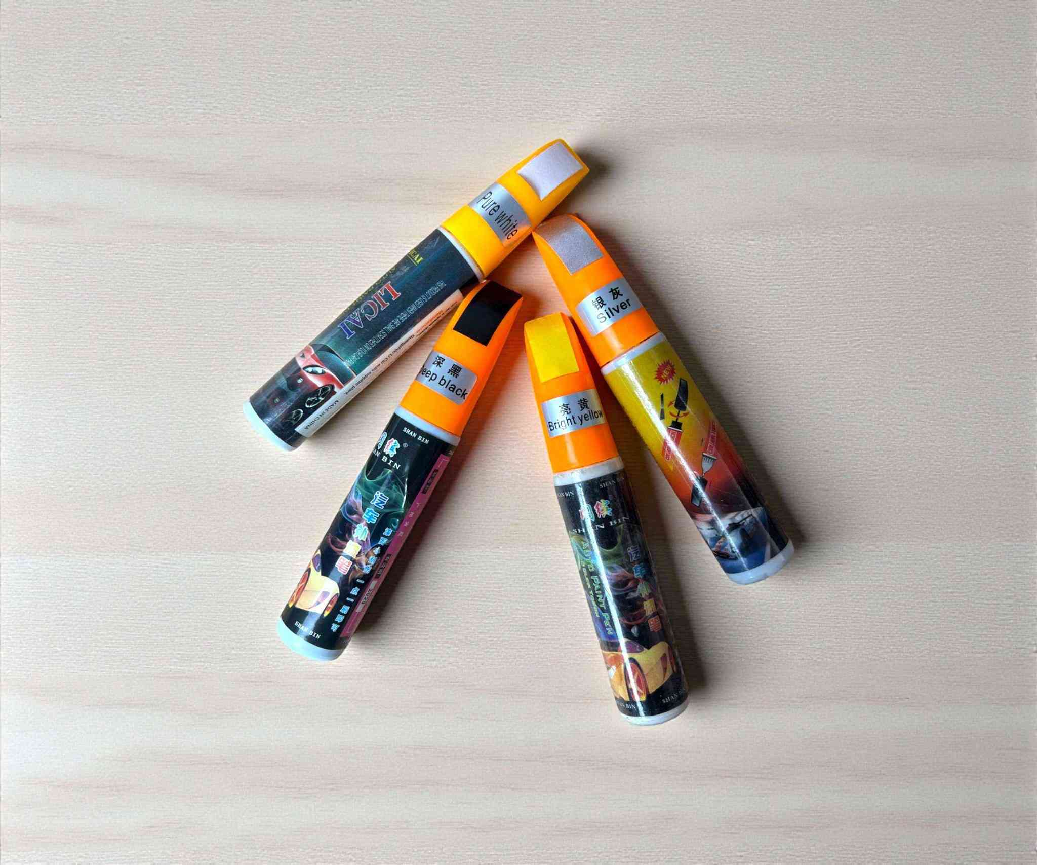 بەکاردەهێنرێ بۆ قەڵەمکاری کردنی ئۆتۆمبێل ، بـۆ شوێن شوخت و برینداربوونی بۆیاخی ئۆتۆمۆبیل....

- ڕەونەقێکی زۆر جوانی هەیە و توانای خۆ ڕاگرتنی هەیە لەگــەڵ کەش هەوا و باران و غــەسل....

بە ڕەنگی (  سپی سوور ڕەش زەرد ڕەساسی )  

بــــــــــەردەستە ( تـــــاک / کــــــۆ )
گـەیاندمان هەیە... السليمانية, العراق


**إذا كنت صاحب هذا الإعلان وتريد حذفه لأي سبب، رجاءا أرسل رسالة إلى الدعم الفني**