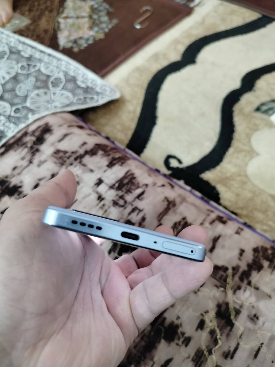 ريلمي جي تي 7 مستخدم
اخو جديد بشرط نظافه فووول 

ذاكره 512... مواصفات معروفه 

ملحقات كاملة 
625 الف دينار..
*********** واتساب
