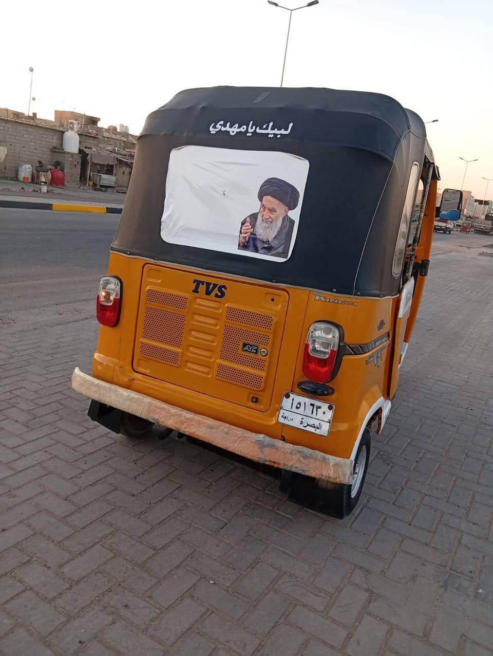 سلام عليكم ورحمه الله وبركاته 
تك تك للبيع تي في اس رقمه سنويه بصره 
حلوه وجاهس سعر 6300 بها مجال قليل 
***********
