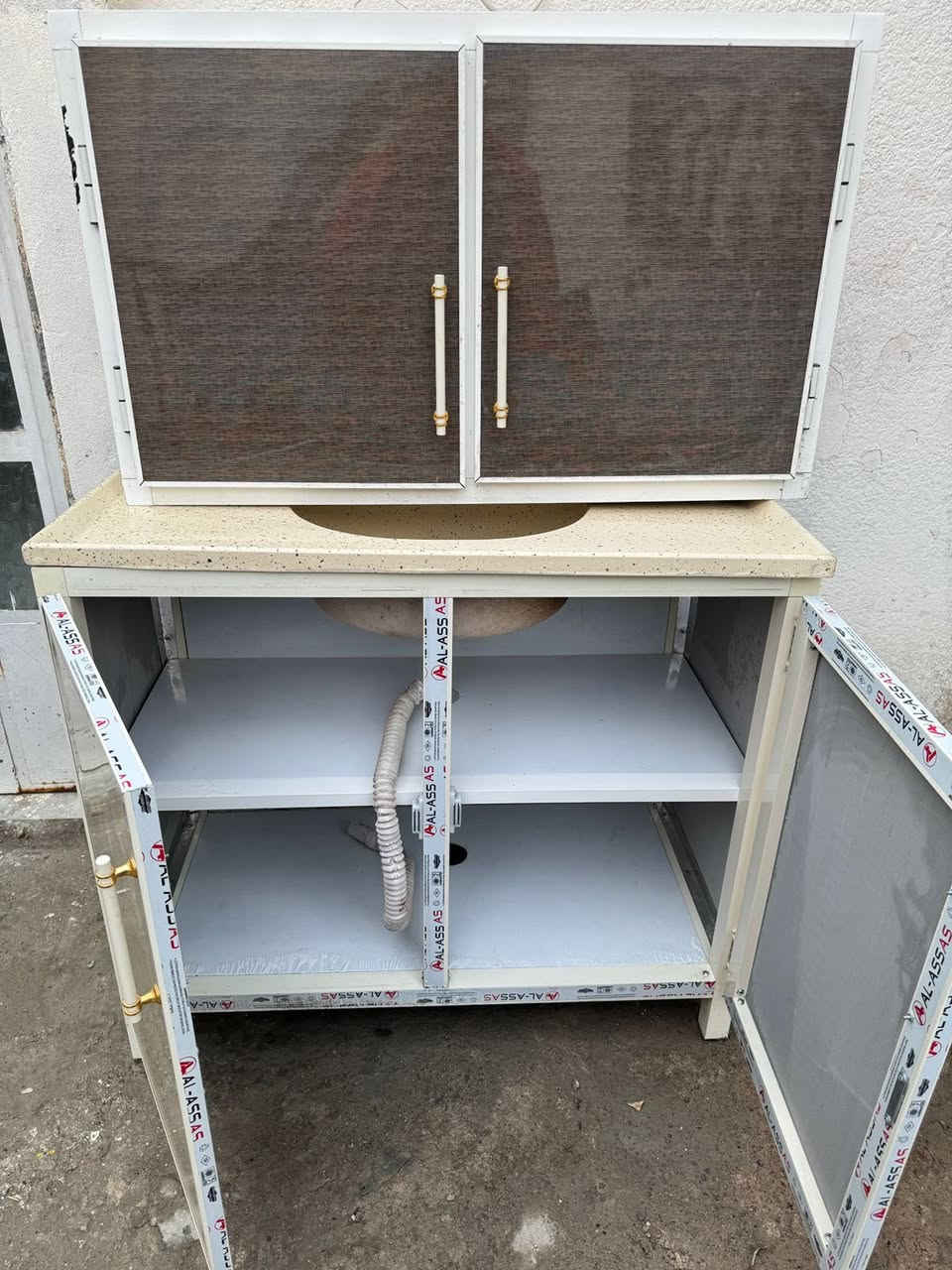 كاونتر جديد استعمال  شهر 125 مكان حي  اور***********
