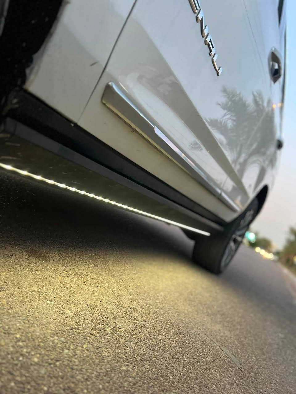 ‏GMC YUKON DENALI 2023
وكالة المنصور كفالة عامة عدا  ربع الجامغ لامامي  وسونار موجود يراسلني خاص السيارة جديدة اي نقص مابيها 
ماشية 53لف كيلو متر فقط 
السيارة  بحالة الوكالة باسمي هزة وسنوية جديدة
مواصفات الدينالي المعروفة فول

 المــــــواصـــــفــــات :

- محرك V8 6200cc 
- شاشات خلفية مع hdmi
- تبريد ٣ قطع
- وايرلس كاربلاي
- مراية كامرة
- كامرات 360 درجة
- حساسات امامية خلفية
- تشغيل واطفاء اوتو
- ثلاجة توصل درجة حرارة سالب ٥
- رادار
- نضام المحافضة على المسار
- بلك كهرباء
- فور ويل وتو ويل تتحكم بي
- جكات
- هاندبريك كهربائي
- شاشة عرض معلومات على الجامة
- ستيرن كهرباء
- نقطة عمياء
- نضام مراقبة الدسكات
- نضام مراقبة فلتر الهواء
- بانوراما
- مستشعر كشنات خلفية
- كشنات vip منفصلة
- تصعيد وتنزيل كراسي الصف الثالث كهرباء
- كشنات تدفئة+تبريد
- كشنات خلفية تدفئة
- ستيرن تدفئة
- تشغيل عن بعد
- خزن وضعية الكراسي للسائق
- منافذ تايب سي امامي وخلفي وصف الثالث
- كشنات الوسط تنطوي كهربائي ويدوي
- نضام فتح الصندوق بواسطة القدم

سعر480 ✅
للاستفسار *********** بيع او مراوس
