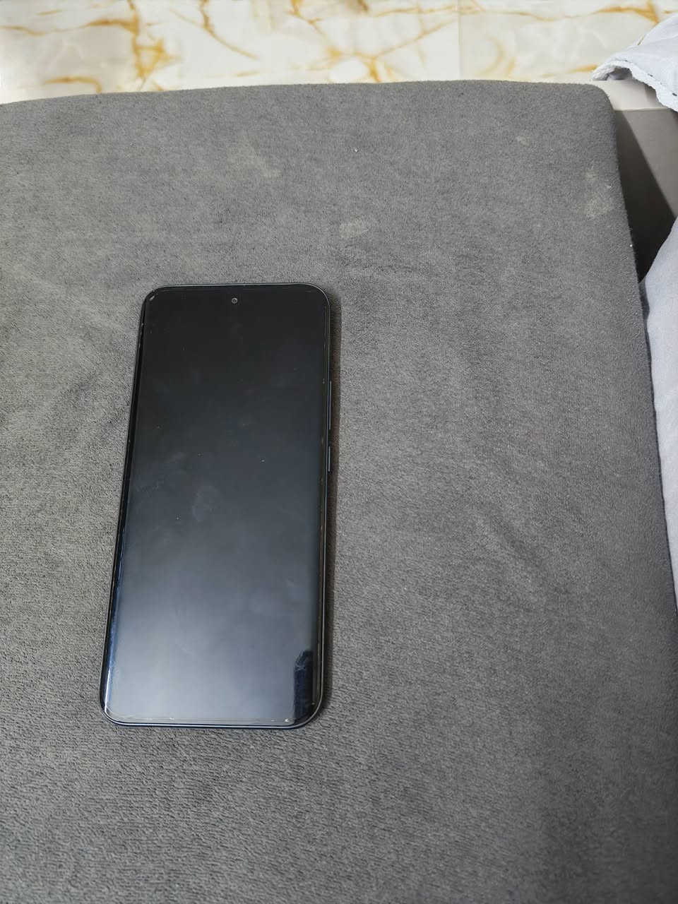 موبايل TECNO LOVE SLIM 5G موبايل شرط النظافة مابي أي عيب للبيع السعر 280 بي مجال للطيبين وهذا رقمي ***********
