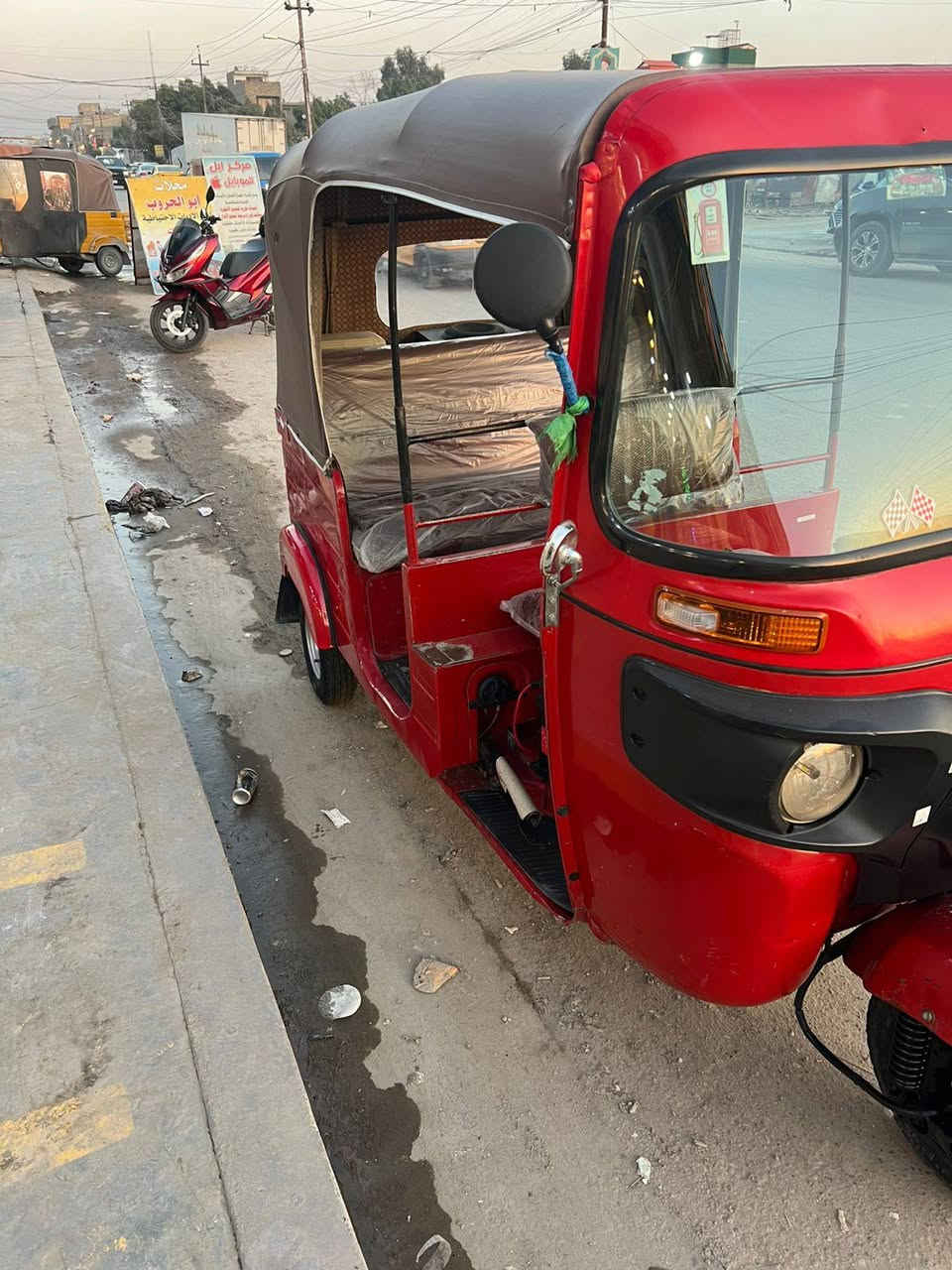 تكتك للبيع موديل ٢٠١٨
شهر ١١
رقم وسنويه
بغداد العبيدي شارع ٢٠ 
***********
سعر خاص
