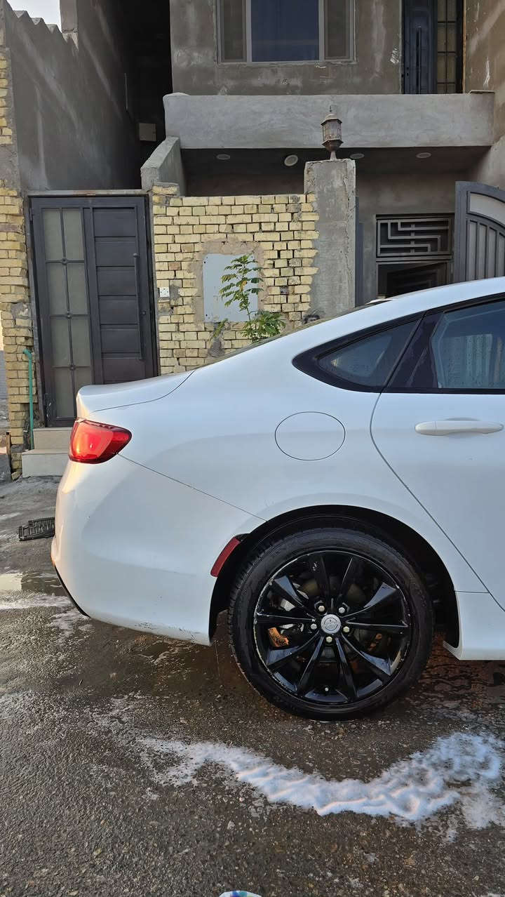 السلام عليكم
S200 مديل 2016 تقرير غرق فقط رقم بصرة 
مواصفات S
السعر :115
الرقم: ***********
