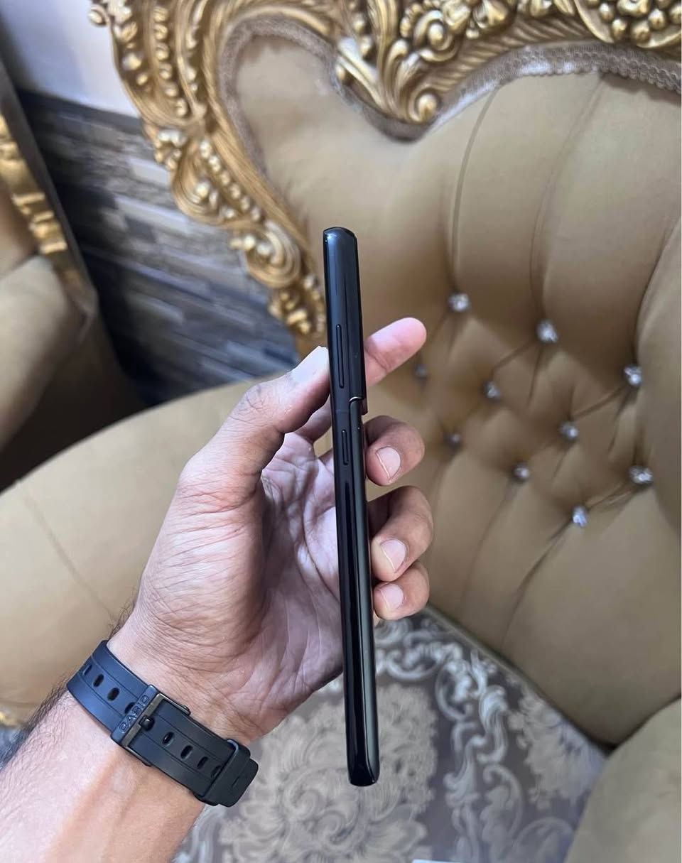 Samsung s21 ultra
1 sim 
128gb
ram12
اوروپی 
250 الف 
مکان اربیل توصیل ماکو


**إذا كنت صاحب هذا الإعلان وتريد حذفه لأي سبب، رجاءا أرسل رسالة إلى الدعم الفني**