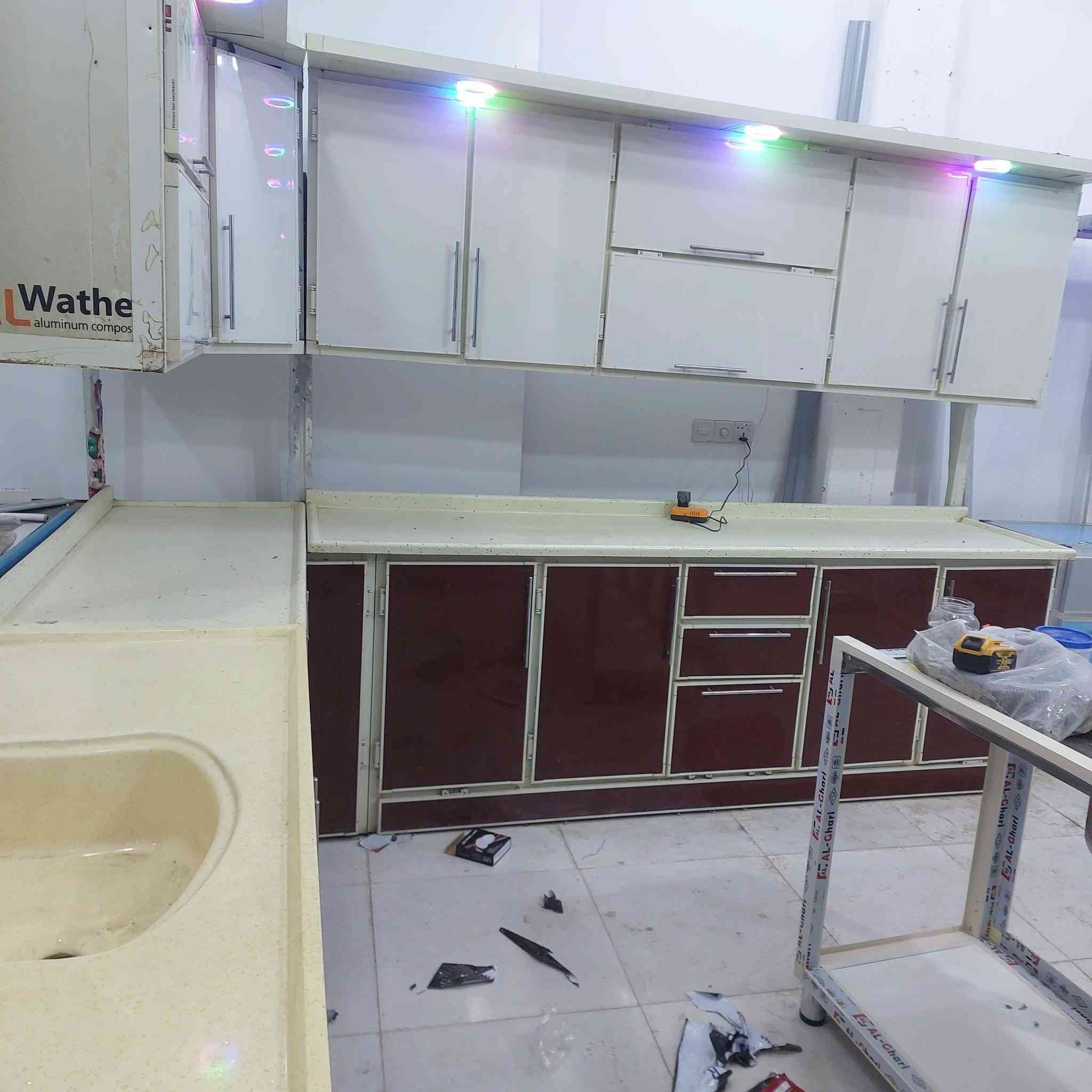 كاونتر تسكام مستعمل مبطن مرمر ٦امتار بالحمزه الشرقي حي الحسين ***********واتساب
