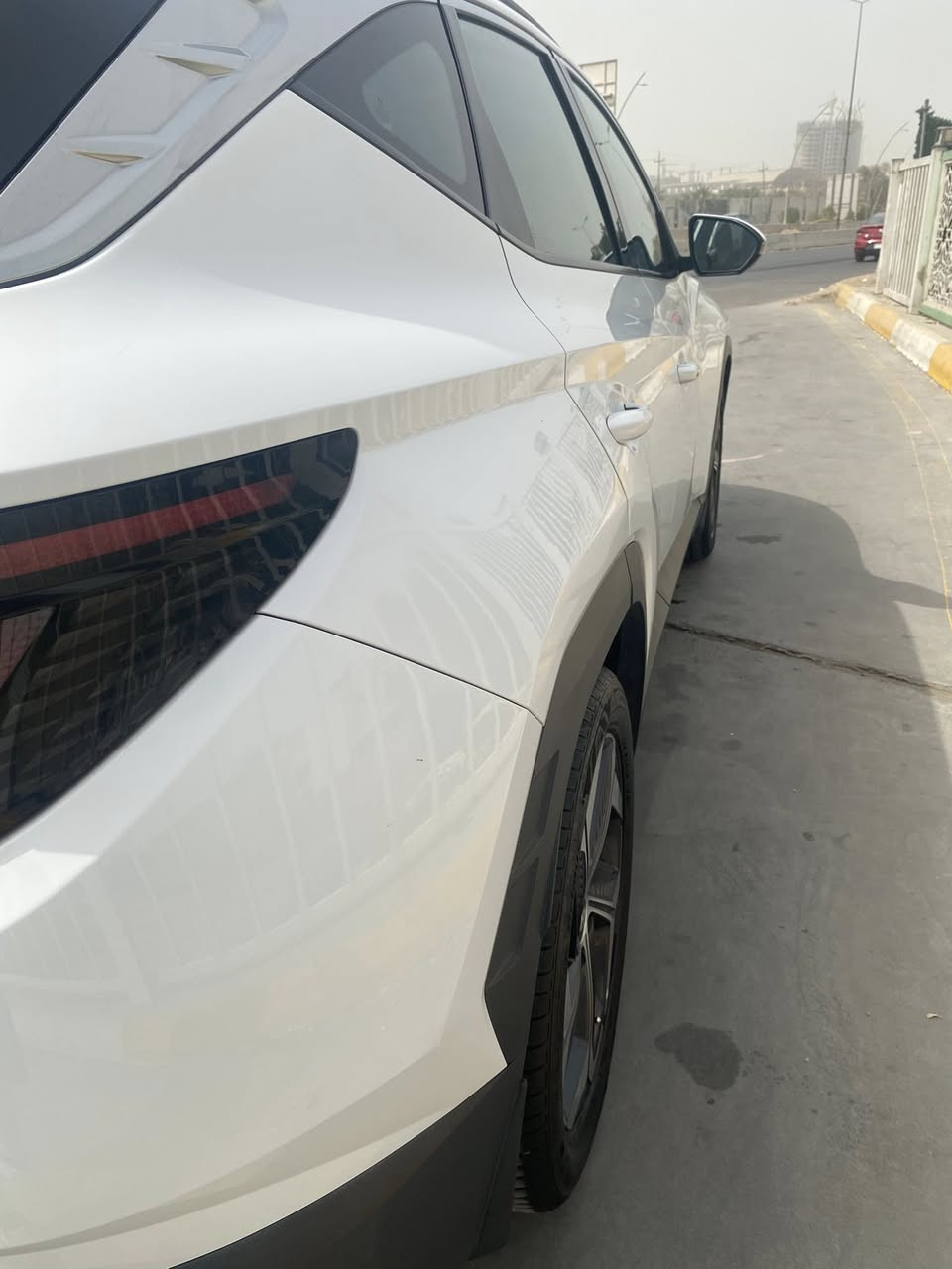 السلام عليكم
هونداي توكسان فول مواصفات خليجي موديل ٢٢ رقم بغداد انكليزي هزة جديده باسمي   ماشية 51 الف  على ايدي

المواصفات :

 فتحة بانوراما

بصمة ابواب وتشغيل 

تشغيل عن بعد 

محرك ٢٠٠٠ دوش

مري شفط 

نظام ترحيب عن بعد 

شاحن واير ليس 

مخارج طاقة اوكس يو اس بي 

اضاءة زنون 

اضاءة عند الاستدارة

ليدات امامية خلفية 

تبريد قطعتين 

دشبول ايباد 

شاشة ابل كار بلي 

مقاعد الامامية كهرباء 

كاشف عطلات 

تحكم ستيرن

السيارة  بيها شبر الجاملغ الأيمن تعديل وصبغ  ومصورها محتفط بيها وبيها رصعة خدش بالباب الايسر

مكانها بغداد وسعرها ٢١٥  

***********
