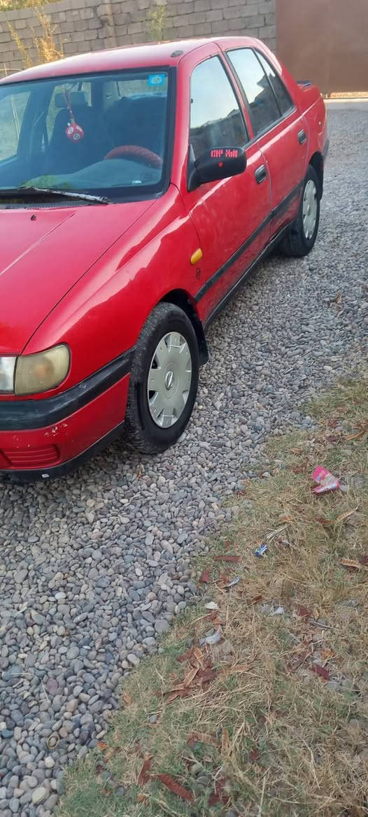 نيسان صني موديل 91 رقم كركوك الماني سنويه لل 29 كير محرك شرط بدون خياسات بدون قطرت   صبغ السعر 38 وبيها مجال شويه  ***********
