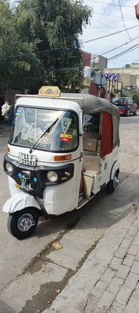 تكتك 2021 مرقم بغداد للبيع متواجد واتساب 07729133291 الفابلون للزينه ح...