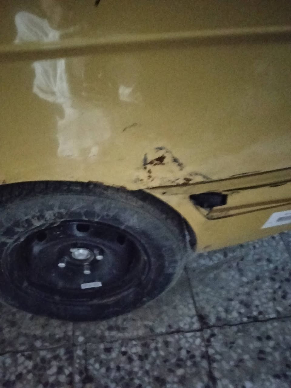 بيجو بارص موديل 2012 سيارة خير من الله تبريد تدفئة لا تبخير و لا تنقيص دوشمة جديدة دواخل نظيفة بيها ضربتين موضحات بالصور مستعجل ع بيعتهة لان عندي بناء و احتاجيت اريدهة ب 40 و بيها مجال حق الجية مكاني بغداد قرب الحسينية مال الراشدية
للاتصال ***********
