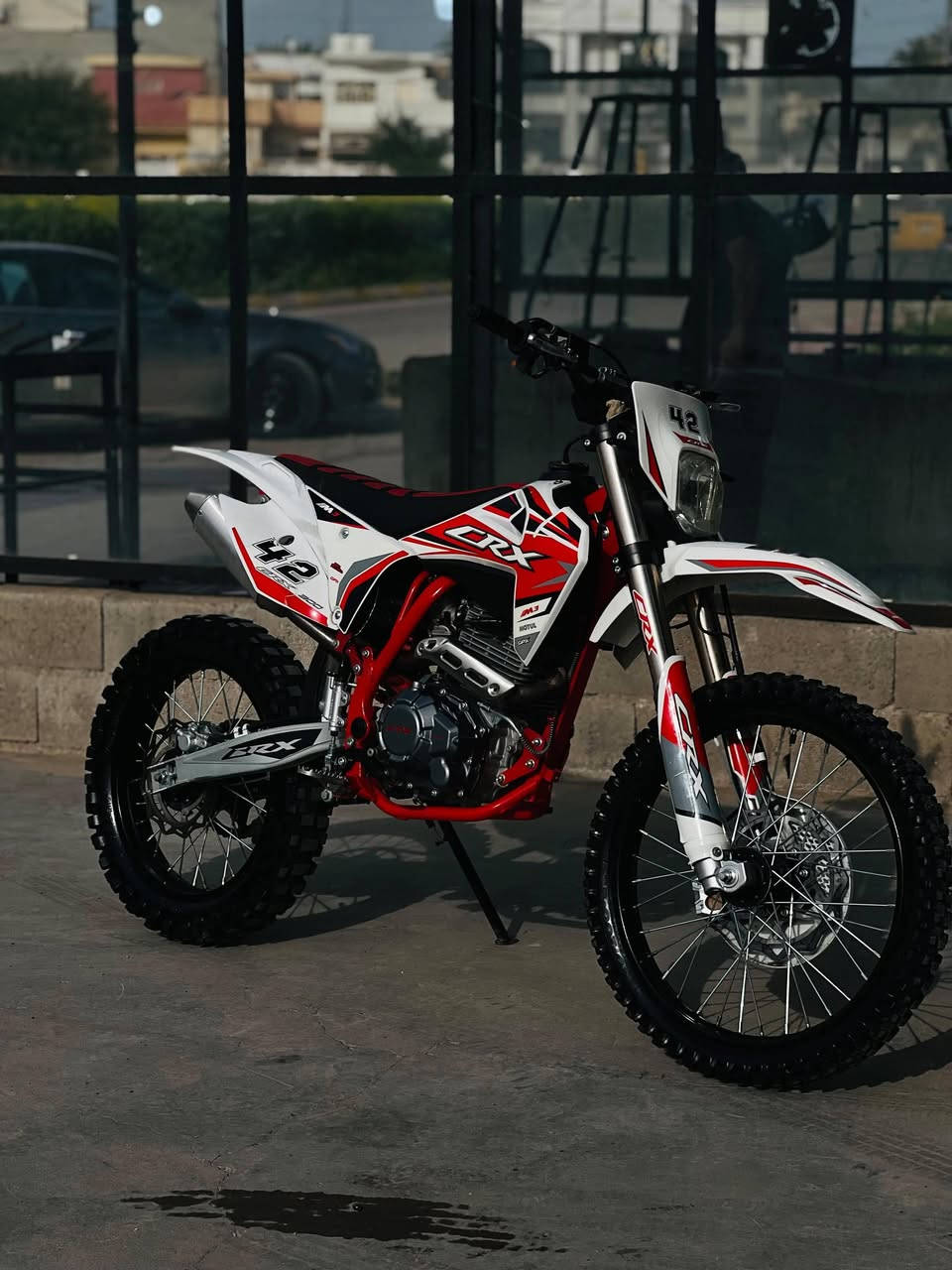 دراجة CRX 300ccللبيع
كفالة عامة وضع شركة شلعة ومعدل 
السعر مليون 250 وبي مجال 
المو شراي لا يتعب نفسة 
الرقم ***********
