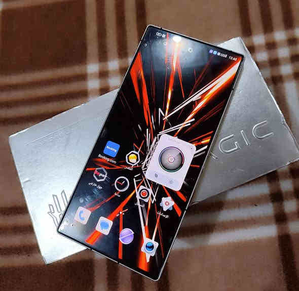 ريد ماجك 9 اس برو
جهاز كله مكفول من كلشي فقط ضهره مفطور 
مثل ماموضح بصور ذاكره 512 رام 16
غراض كامله جهاز كله مكفول ع الفحص 
السعر 575 قفل 
مكاني نجف ***********
