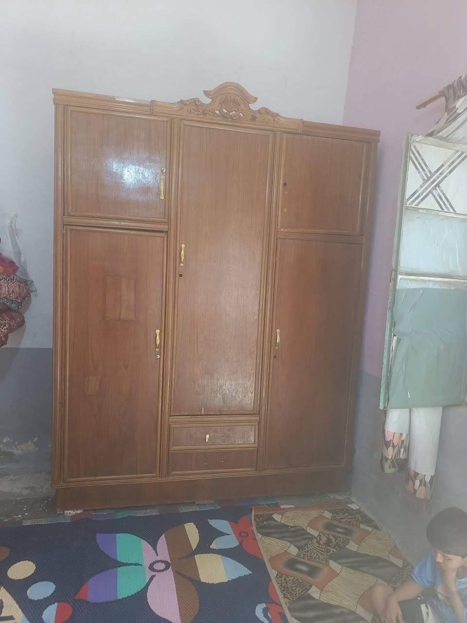 سلام عليكم عندي كنتور البيع تزكام ثكيل كلش الضرر البي بس البل صوره والجرارات فقط كله جديد سعر ب150
العنوان رحمانية يم جامع الحمزه بلتجاوز شارع الشيش ستفسار خاص


**إذا كنت صاحب هذا الإعلان وتريد حذفه لأي سبب، رجاءا أرسل رسالة إلى الدعم الفني**