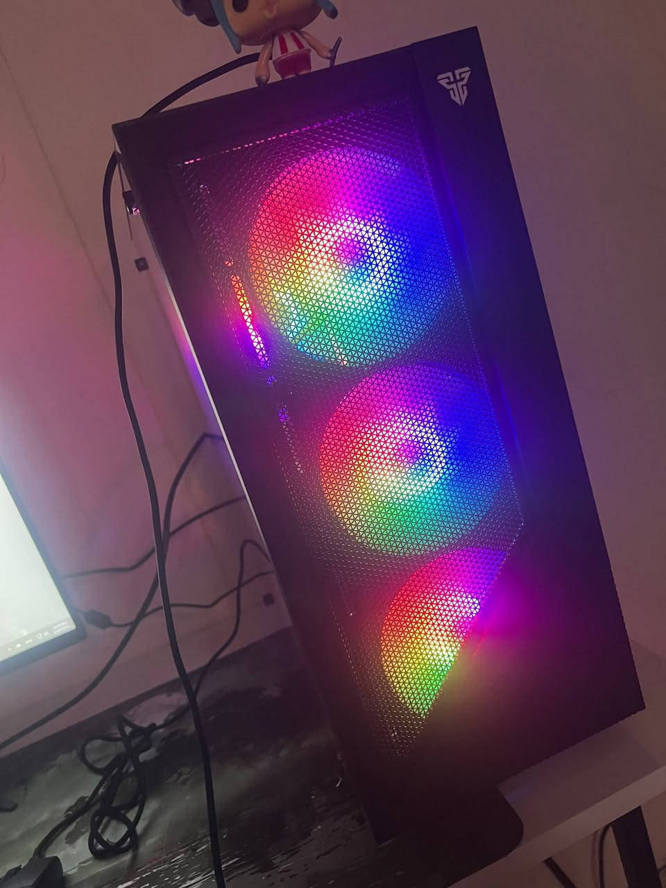 تجميعة pc نضيفة كلش استخدام أسبوعين اي شي ضمن تجميعه مع كارتون خاص به و وصل ضمان على قطع

 • المعالج (Processor / CPU): Intel Core i5-12400F
 • اللوحة الأم (Motherboard): ASUS Prime H610M-K
 • كرت الشاشة (Graphics Card / GPU): ASUS Dual RTX 5060 8GB
 • الذاكرة العشوائية (RAM): TeamGroup DDR4
 • قرص التخزين NVMe (SSD / M.2): TeamGroup 1TB NVMe
 • مزود طاقة (Power Supply / PSU): DeepCool PF600 600W
 • كيس الحاسبة (Case): CG77 Black
 • مبرد المعالج (CPU Cooler): DeepCool AG400
 • الشاشة (Monitor): Gigabyte 
GS27FA FHD
ماوس و كيبورد ريد دراكون و ماوس باد 
مع حساب ستيم 10000 لعبه أوف لاين 
مكان كربلاء طويريج
اي تفاصيل ثانيه 
تواصل خاص أو رقم *********** 
سعر 1،500
