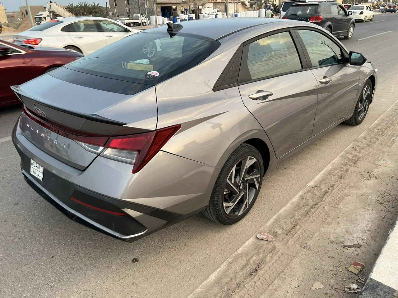 هيونداي النترا وارد امريكي
موديل 2025
حره مدفوع كمرك و ضريبه كامل بس الرقم

ماشي 4000 زيرو

حادث واضح بالصور 
مصلح ما ناقصه شي

السعر 145

مكان السيارة بصرة 

للاستفسار ***********
