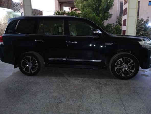 للبيع لاندكروز موديل 2021 ماشيه 89، السعر 52$ الف دولار سياره مكفولة كفاله عامه بل باكيت رقم اربيل محرك 6 سلندر فول موصفات مكان السياره في الرمادي رقم الهاتف ***********
