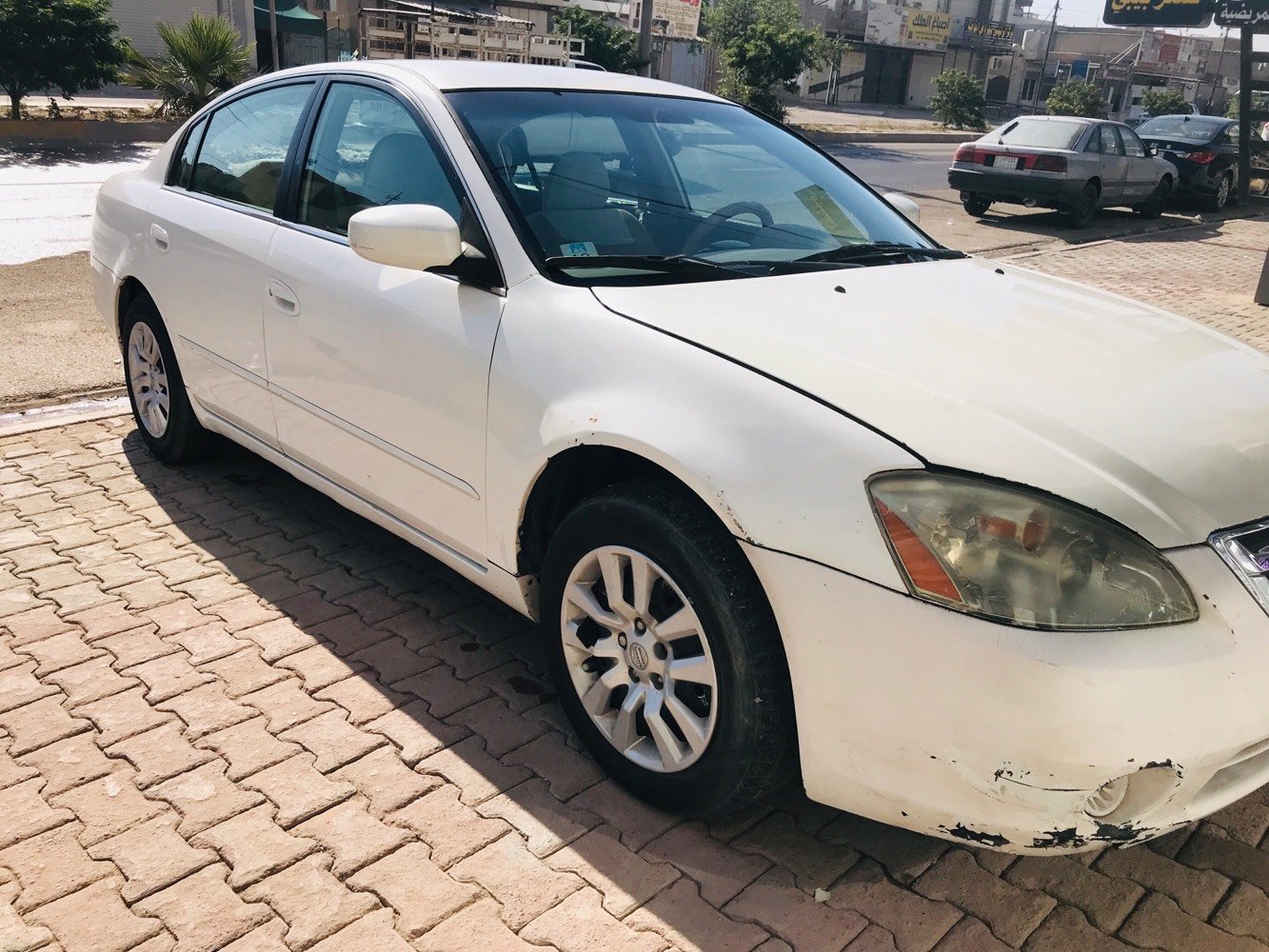 نيسان التيما٢٠٠٦خليجي 
لون ابيض صدف خليجي
كير بشرط محرك جديد بشرط تبريد بارد مابي عيب
بونيد تجاري يم هلال لايت سايق صبغ شوي اشرت بالصورة
لايت زينون جام كهربائي مواصفات مشهورة بدون مصاريف  سعرة ٦٨ورقة