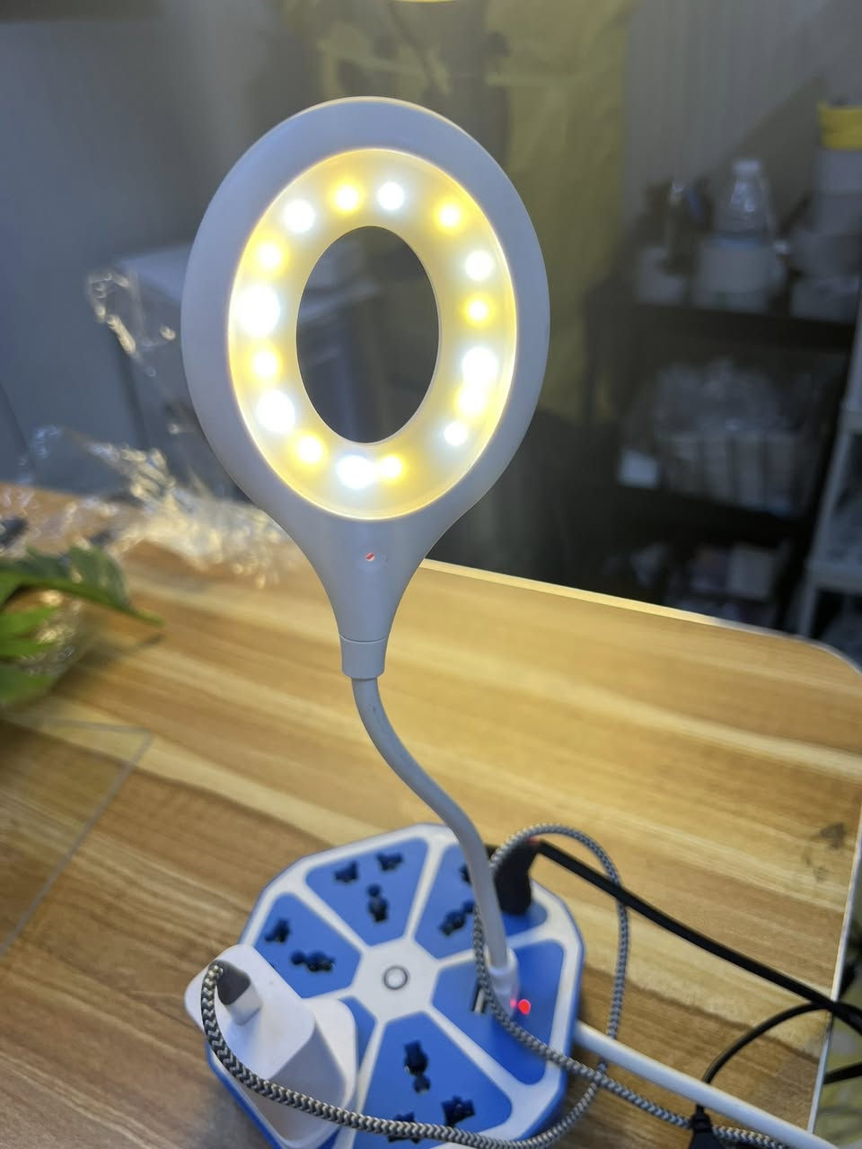 مصباح ليلي USB 
مصباح قراءة LED 
متوفر توصيل لجميع المحافظات👏🏼♾️


**إذا كنت صاحب هذا الإعلان وتريد حذفه لأي سبب، رجاءا أرسل رسالة إلى الدعم الفني**