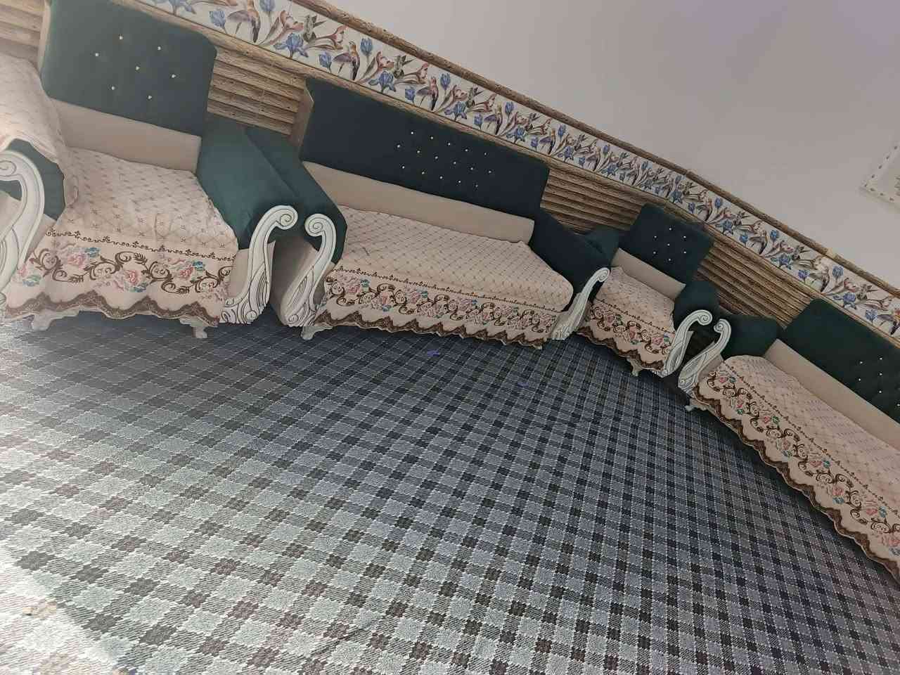 تخم ١٥ مقعد اخو الجديد للبيع للاستفسار ***********
