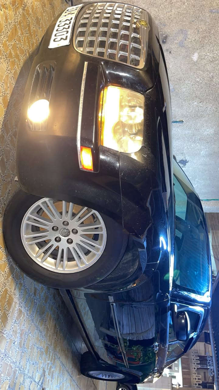 السلام عليكم اوباما 2010 للبيع حادثها جاملغ امامي يمين بالعراق وجاملغ خلفي خفيف نفس الصفحه بامريكا .السياره حلوه بالواقع ونظيفه 
السعر 125 وبي مجال بسيط 
المكان السيدية .
***********
