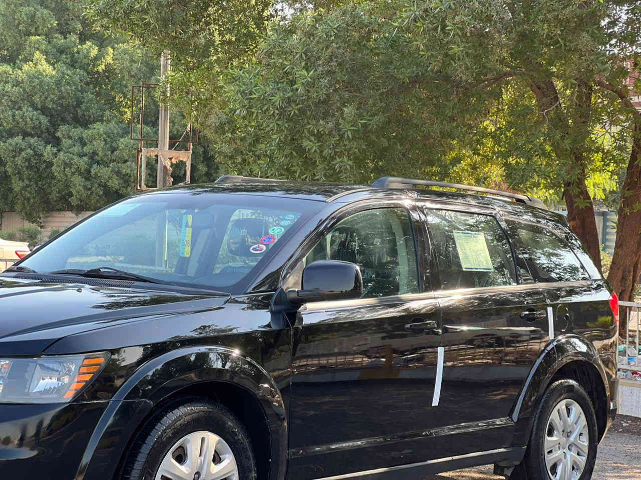 السلام عليكم
من رخصة الادمن 
سيارة جورنى 2017
وارد امريكي 
حادث السيارة 
جاملغ وبنيد
مكينة. 4سلندر
مكينة وكير كفالة
تخم تاير جديد
حداديات السيارة
صدر امامي خلفي جديد
سيارة 7راكب
3قطع تبريد
تخم تاير
باترى جديد
شاشة صغيرة
تحكم ستيرن
مانع انزلاق
كروس سرعة
داخل مخمل 
مثبت سرعة 
قاصات خلفية
سيارة جديدة وخير من الله 
رقم سليمانية
وكالة تريد  تحويل حاضر
مكان السيارة.بغداد الشرطة الخامسة
السعر :125$وبيها مجال 
رقم الهاتف :***********
