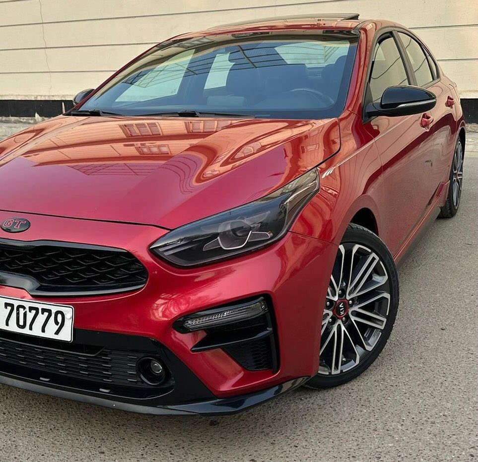 سلام عليكم
للبيع كيا فورتي GT موديل 2020 
فول مواصفات 
فتحه
اشاير مري
محرك 1600تيربو
(كير عادي) 
سستم سماعات 
فول حساسات 
كشنات GT
باقي المواصفات معروفه

حادثه موضح بصور قبغ جنطه فقط
رقم اربيل التحويل بسمي مباشر 
السياره خير من الله مناقصه شي 

رقم الهاتف ***********
مكاني الدوره
