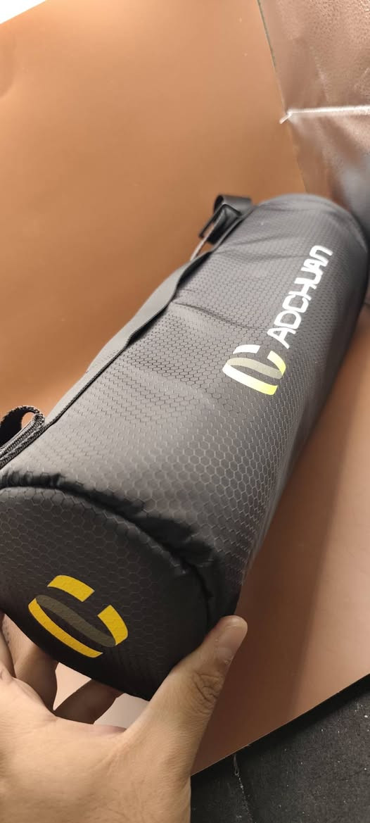 مانع اهتزاز (Gimbal) تصوير سينمائي بدون رجفة
إضاءة RGB مغناطيسية تتركب وتتحكم بألوانها بسهولة
ستاند Tripod طويل ثابت وقوي للتصوير من بعيد
بطارية قوية تدوم وياك ساعات 
حقيبة أصلية تحميه وتسهل نقله وين ما تروح .. مزاد إخوان وين ميوصل بالعافية


**إذا كنت صاحب هذا الإعلان وتريد حذفه لأي سبب، رجاءا أرسل رسالة إلى الدعم الفني**