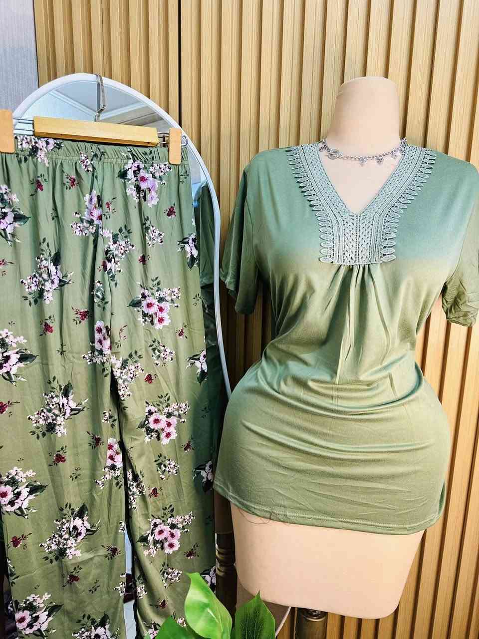 تراكات الصيفيه ☀️😌
موديل احلى من الثاني 

خامه فانيله زبده ✌️
قياسات l_xl_2xl_3xl_4xl 

متوفر بعدة الوان قالب راهي صيفي بامتياز ✅

⤵️⤵️


**إذا كنت صاحب هذا الإعلان وتريد حذفه لأي سبب، رجاءا أرسل رسالة إلى الدعم الفني**