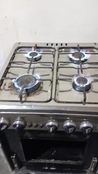 طباخات البيع عل فحص بدههن جدد استفسار وتساب 07808698947