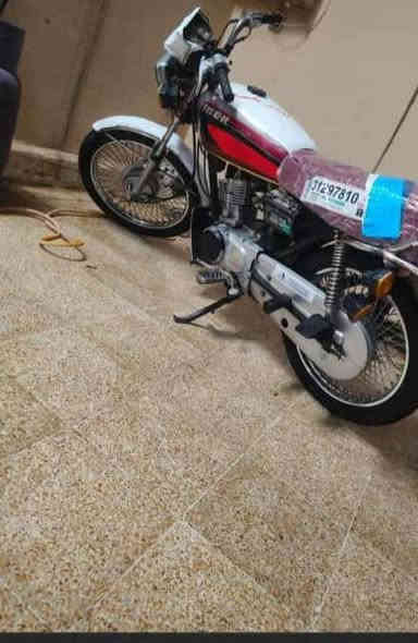 السلام عليكم
ماطور تايكر 18

للبيع كلو شغال كهربائية كلها شغاله 

مكاني جانب الايمن يرموك 
***********

ادفع سعر عجبني ابيعك
