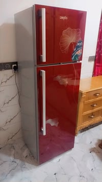 ثلاجه مستعمل بس جديده اذا ما ثلج لا تاخذه تجي وشوف ثلج مالته سعر 200 ب...