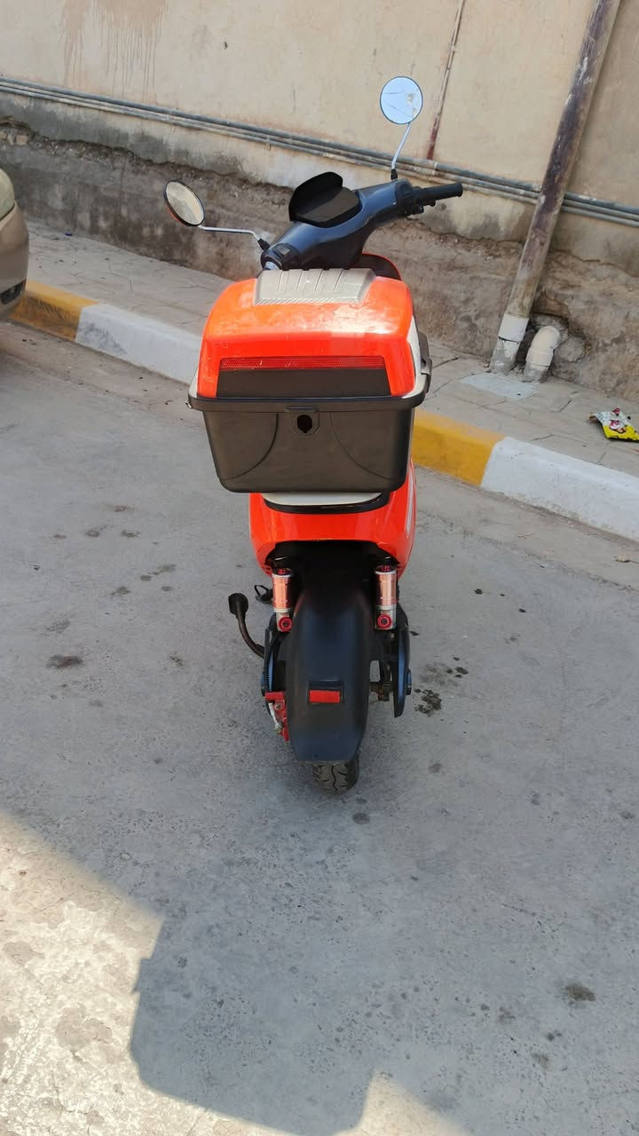 السلام عليكم دراجه شحن  H15 للبيع دراجه 5 بطاريات بطاريات كبار  دراجه نضيفه وخير من الله   الدراجه السعر 400 وبيها مجال العنوان ديالى ناحيه كنعان رقم ***********
