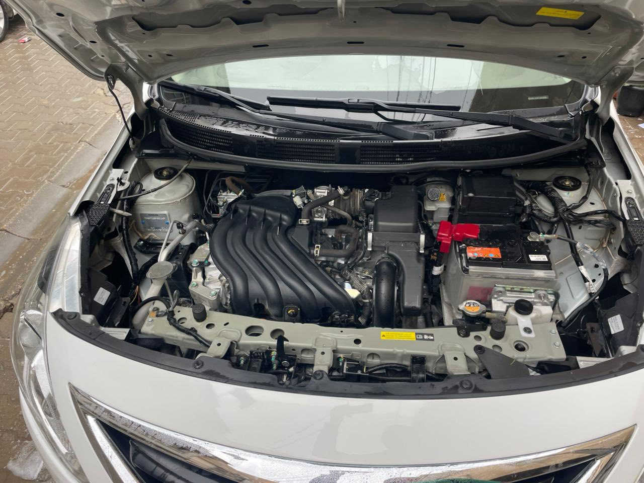 سلام عليكم نيسان صني موديل 2023 سياره جديده 
بيه طخه بل جاملغ الخلفي الأيمن فقط مكفوله من كلشي سعره 125 
***********
